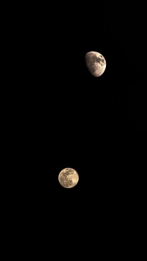 Double moon
